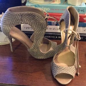 Schultz - beige/metallic lace up stilettos